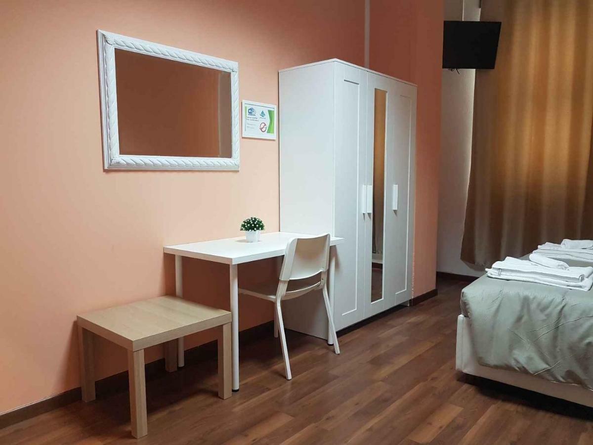 Hotel Piramide Реджонель-Эмилия Экстерьер фото