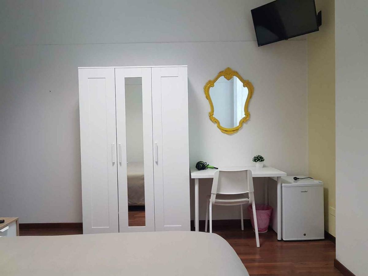 Hotel Piramide Реджонель-Эмилия Экстерьер фото